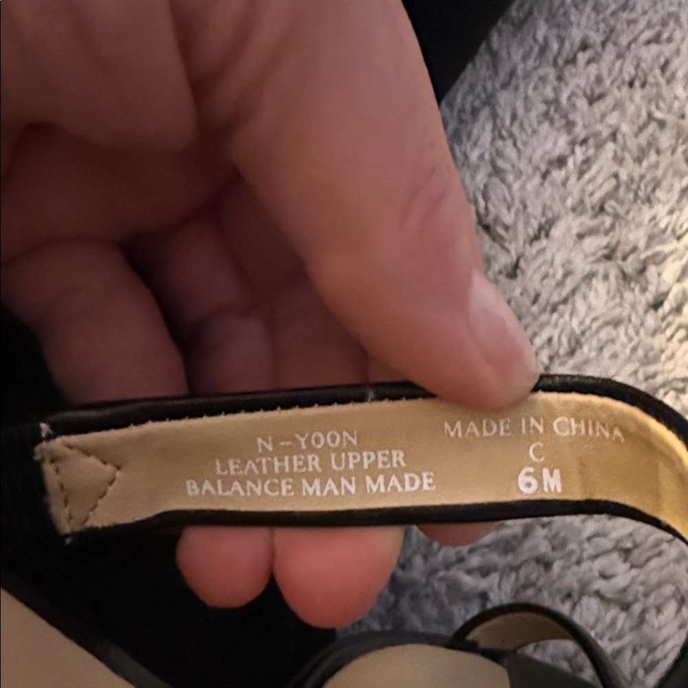 NWT Nine West Black Double-Strap Slide Mules 2” heel black leather 6M feminine - Picture 9 of 9